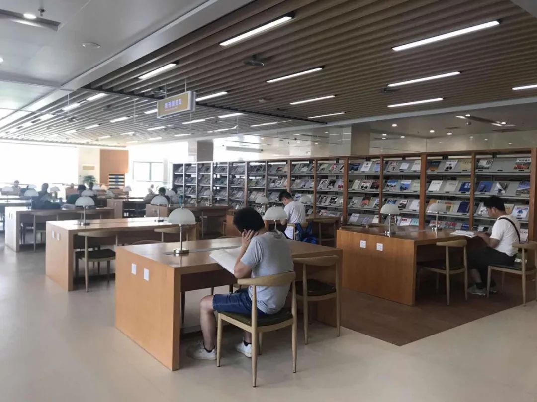 未来阅读探索，最新图书馆的无限可能