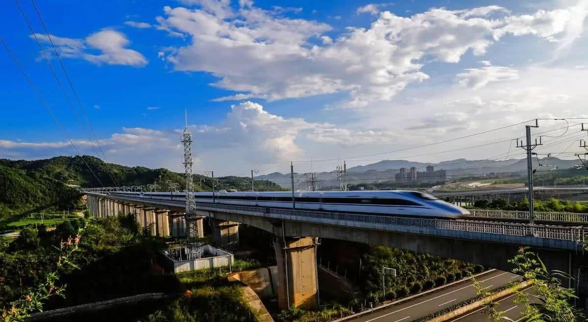 泸州高铁最新规划图，区域交通枢纽新蓝图揭晓