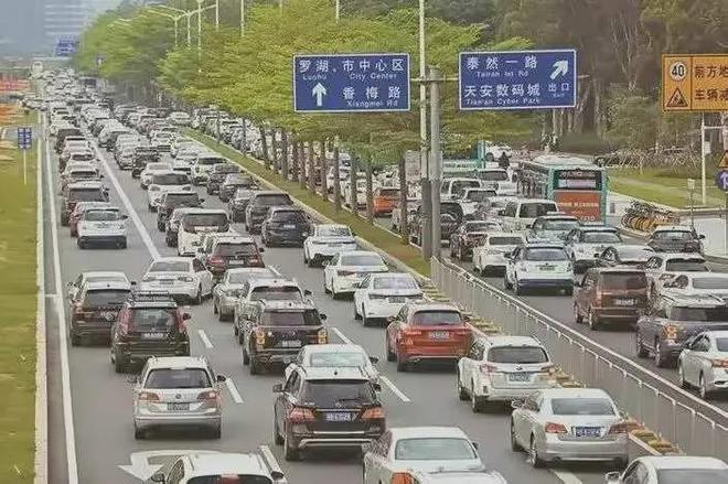 深圳限牌政策最新动态，调整与市场反应分析